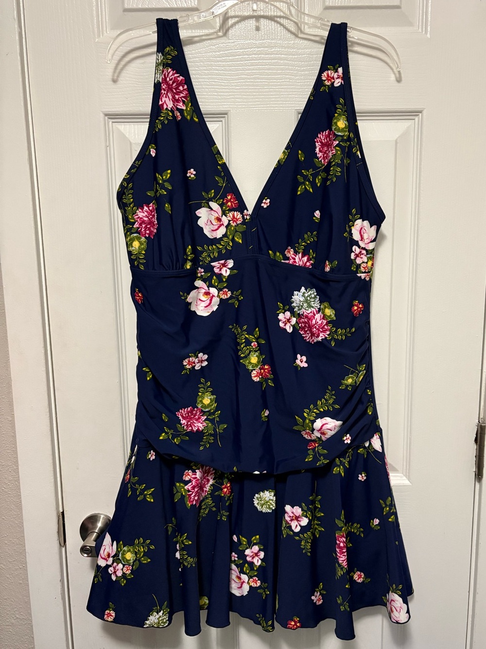 *Cocopear Navy Floral V-Neck Women’s Plus Size 2XL Swim Dress